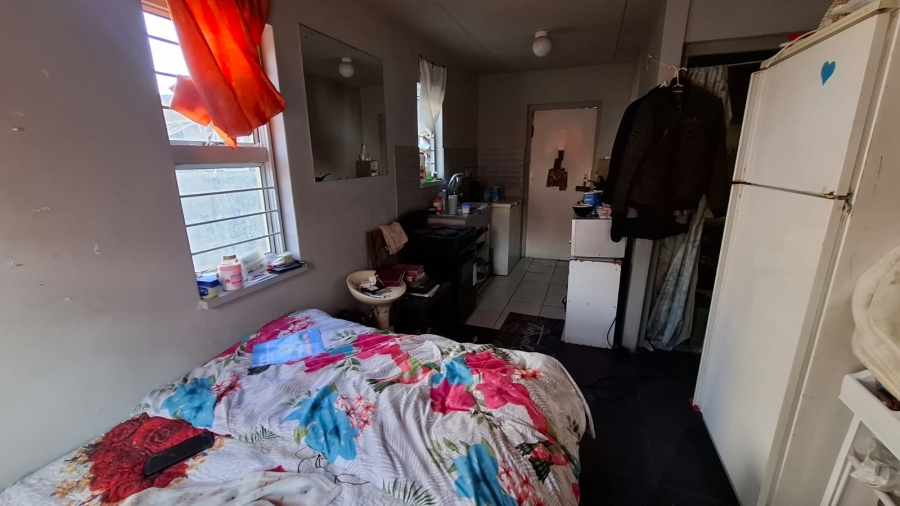 2 Bedroom Property for Sale in Woodlands Western Cape
